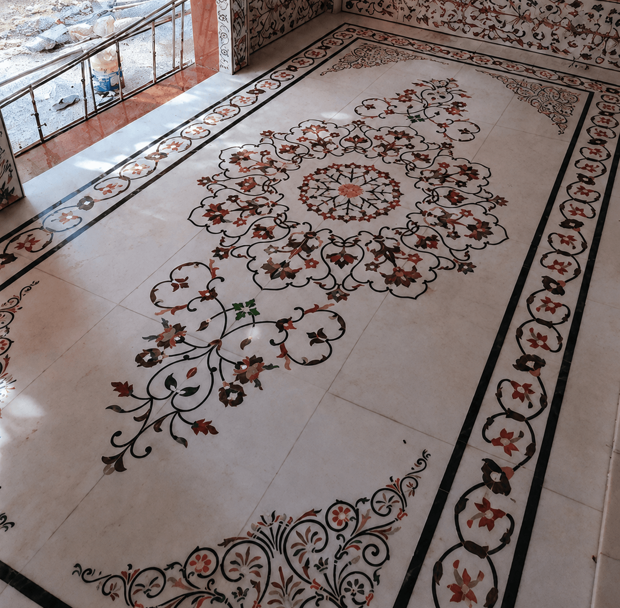 Inlay-Design 11 — Limestone inlay surface